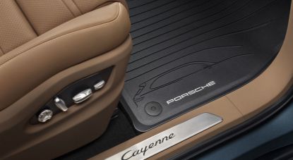 Picture of All-Weather Floor Mats Cayenne (E3) Black