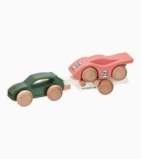 Picture of Macan wooden car with 917 trailer